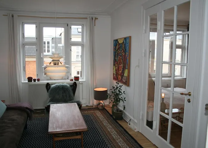 Large Penthouse Lejlighed *